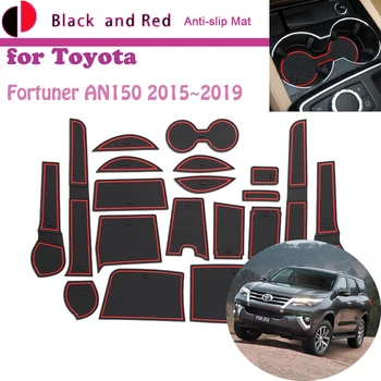 Резиновый коврик Дверной паз для Toyota Fortuner AN150 AN160 2015 ~ 2019 2016 Подстаканник Подушка Слот для ворот Пыленепроницаемая подставка для автомобиля